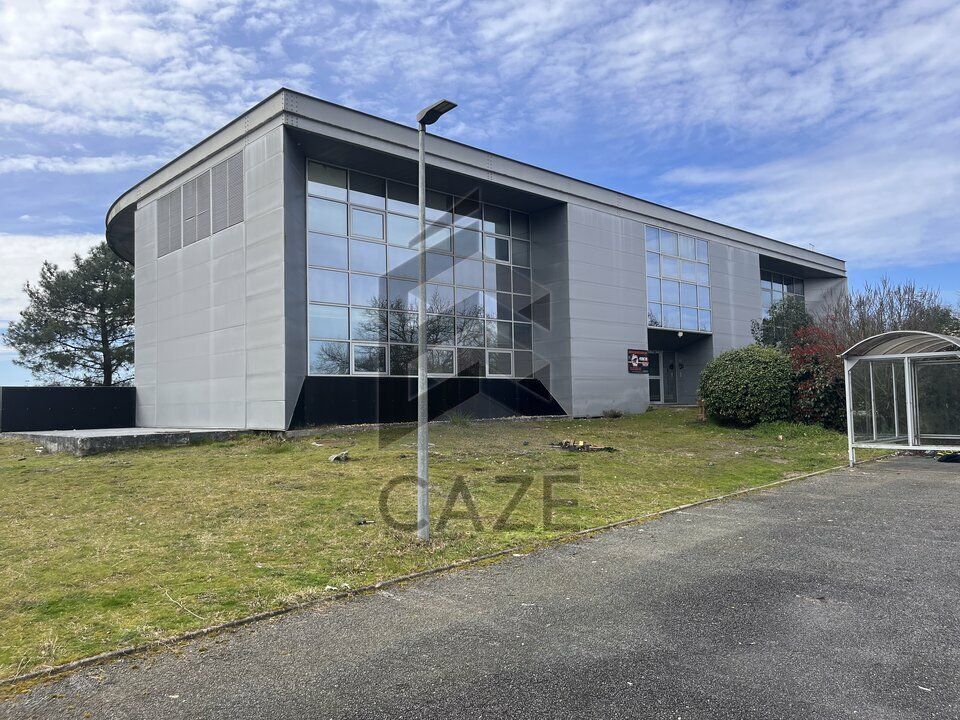 Vente bureaux 1806 m² non divisibles
