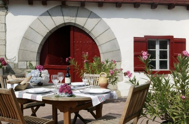 Vente entrepôts 1500 m² non divisibles