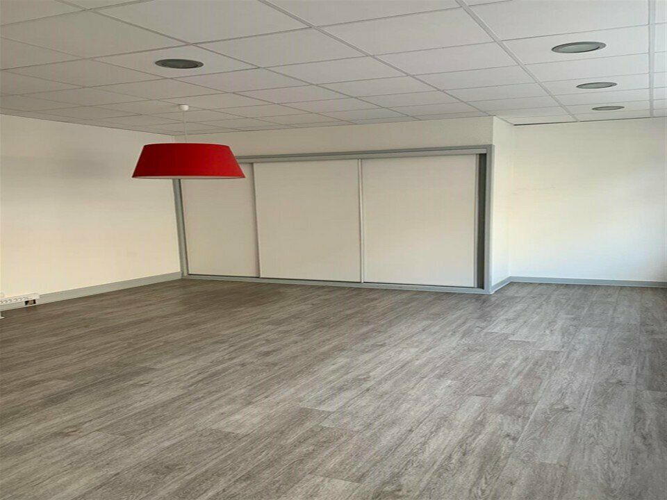 Location/vente de bureaux à Calais (62)