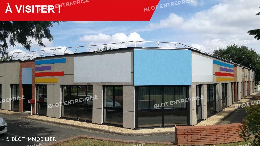 Location entrepôts 495 m² non divisibles