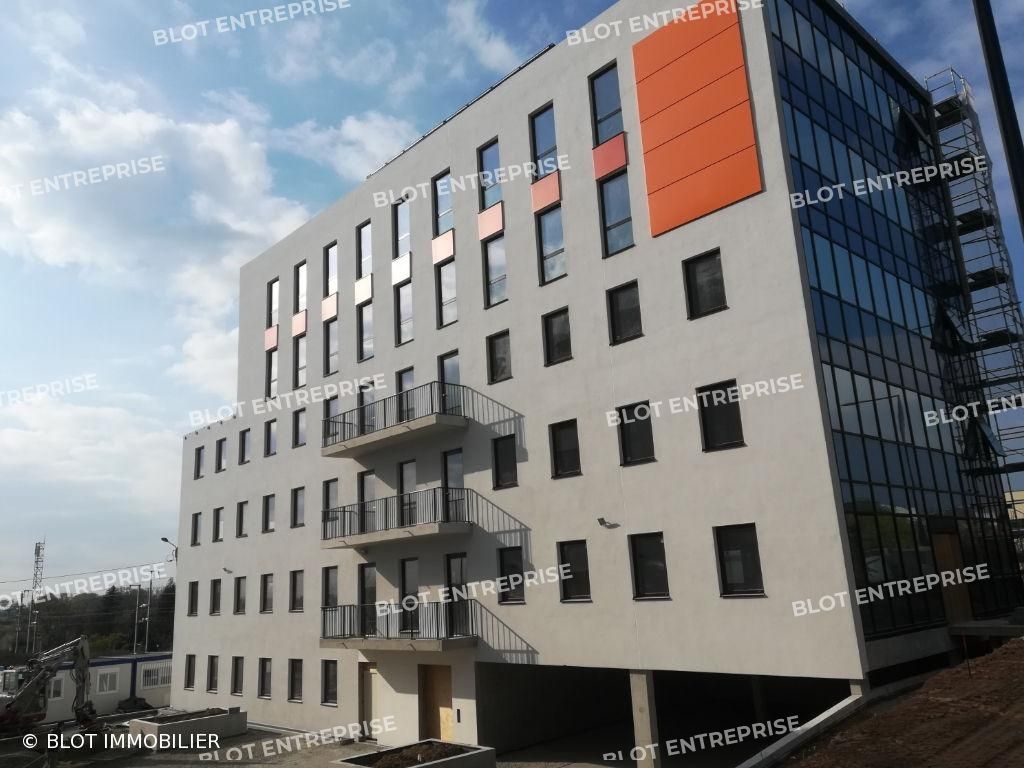 Location bureaux 170 m² non divisibles
