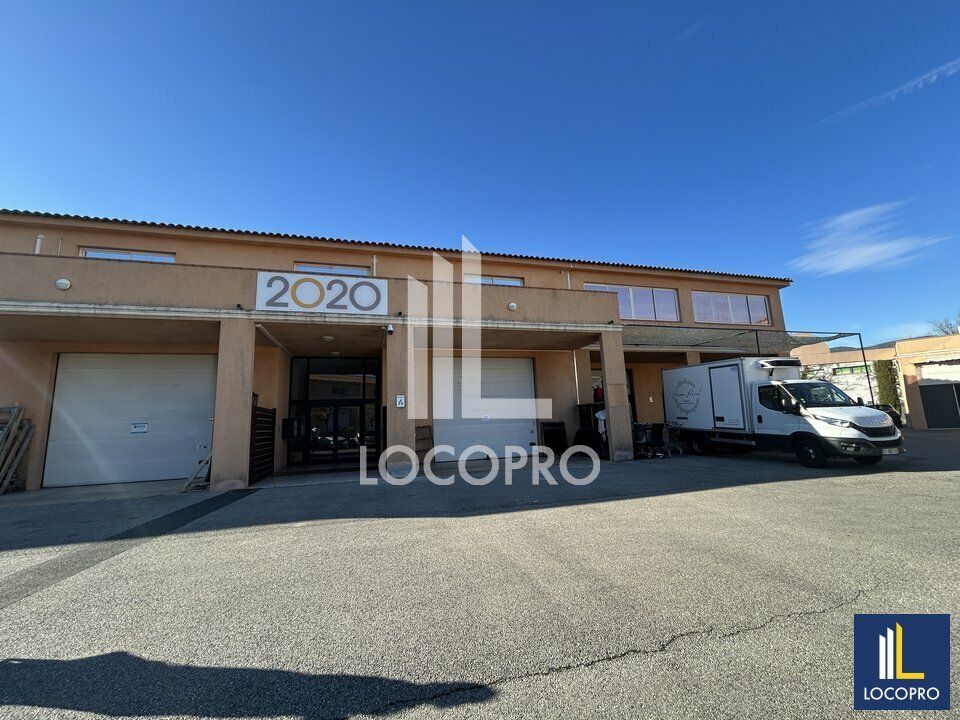 Location bureaux 590 m² divisibles à partir de 190 m²