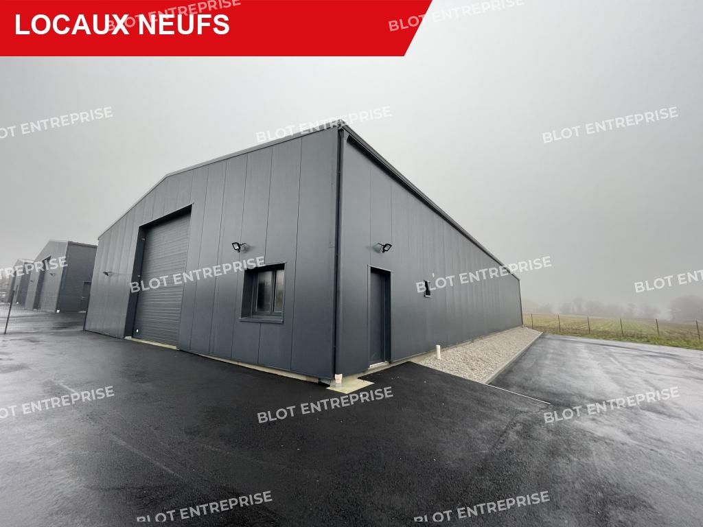 Location entrepôts 500 m² non divisibles