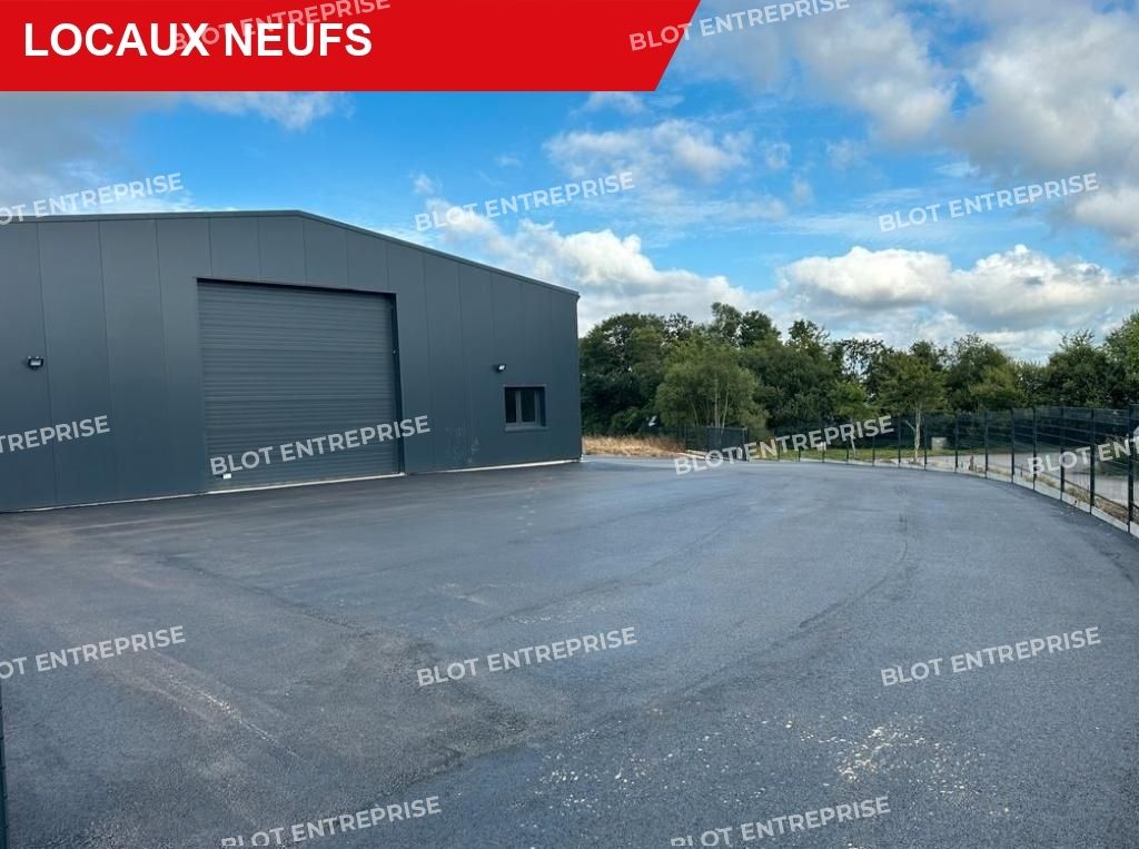 Location entrepôts 500 m² non divisibles