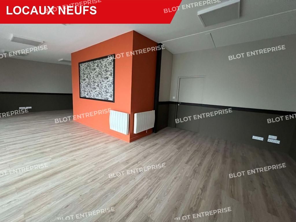 Vente entrepôts 270 m² non divisibles