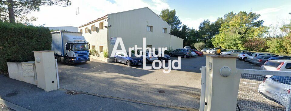 Vente local d''activites 1360 m² non divisibles