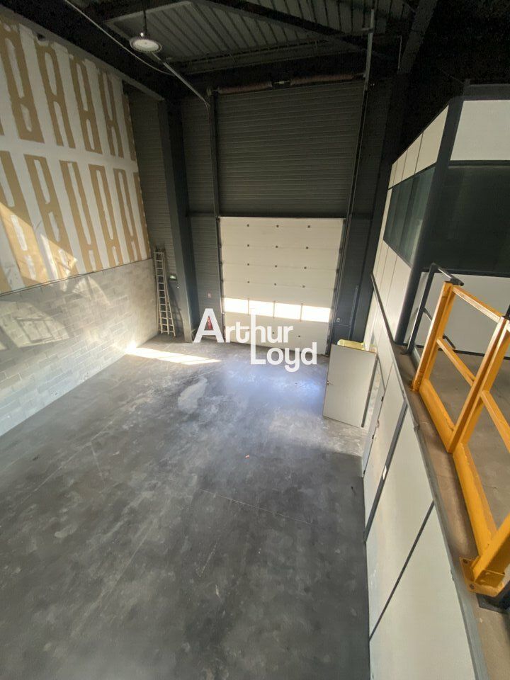 Location local d''activites 430 m² non divisibles