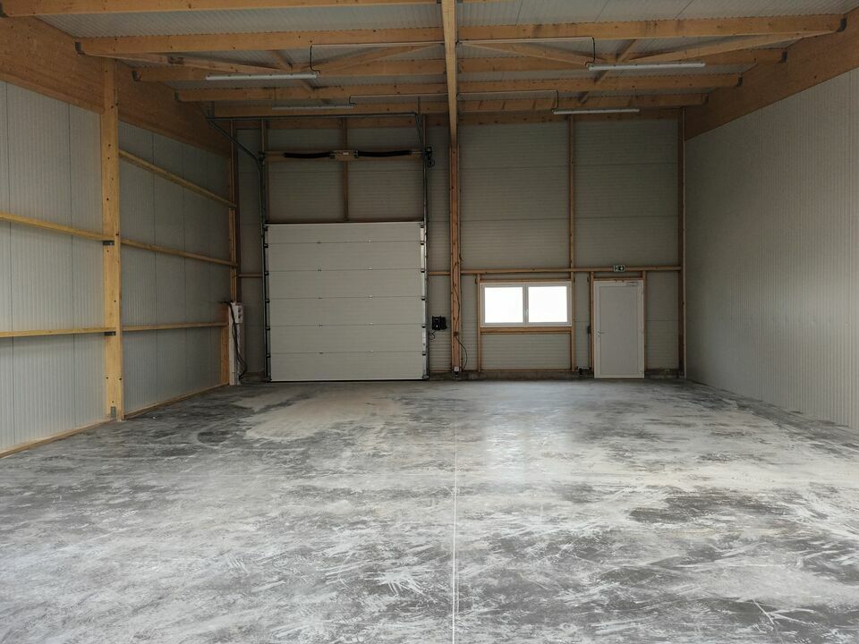 Local neuf - Au cœur de l'activité économique fécampoise.