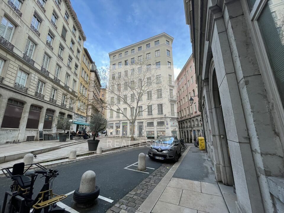 Location bureaux 89 m² non divisibles