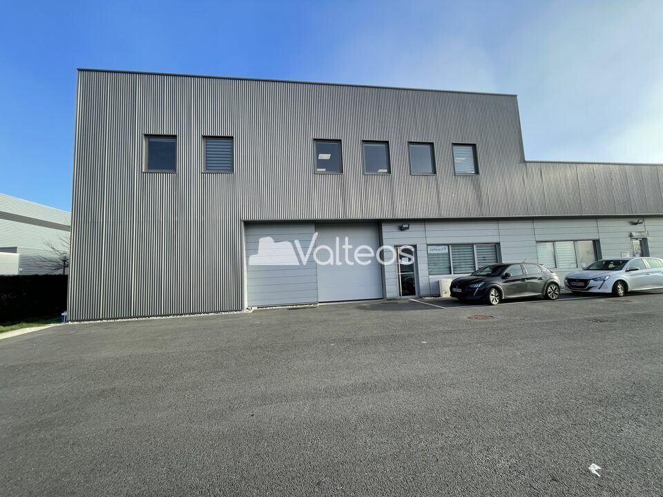 Location local d''activites 306 m² non divisibles