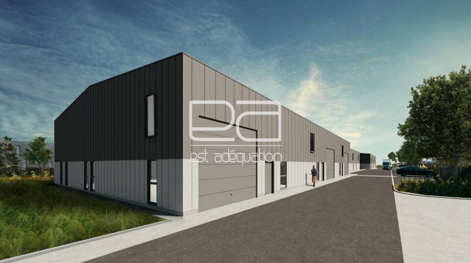 Vente local d''activites 2078.26 m² divisibles à partir de 124.35 m²