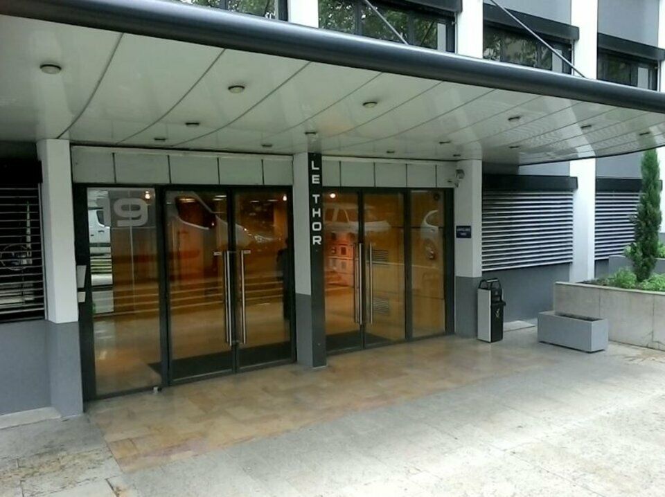 À Vendre : Bureaux Modernes de 248 m² - Divisibles dès 109 m², Proche Parc de la Tête d'Or