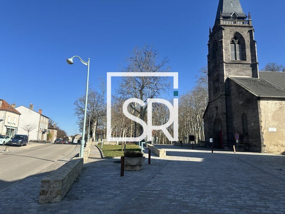 LOCATION LOCAL COMMERCIAL  - 153 M² - 63310 RANDAN 