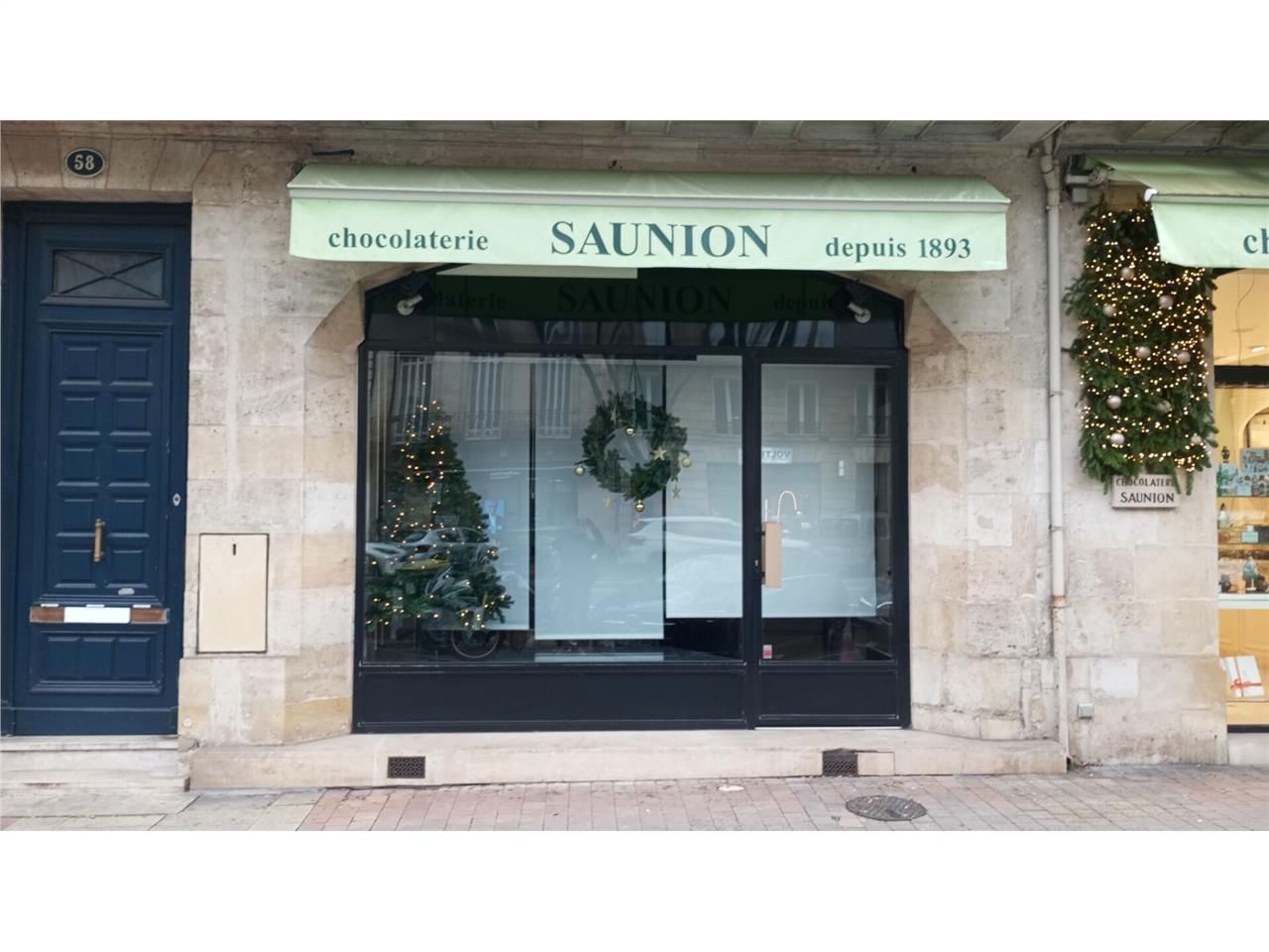 Location local commercial 45.00 m² à BORDEAUX