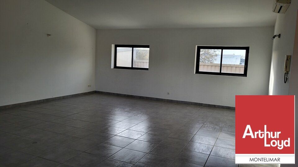 Location bureaux 65 m² non divisibles