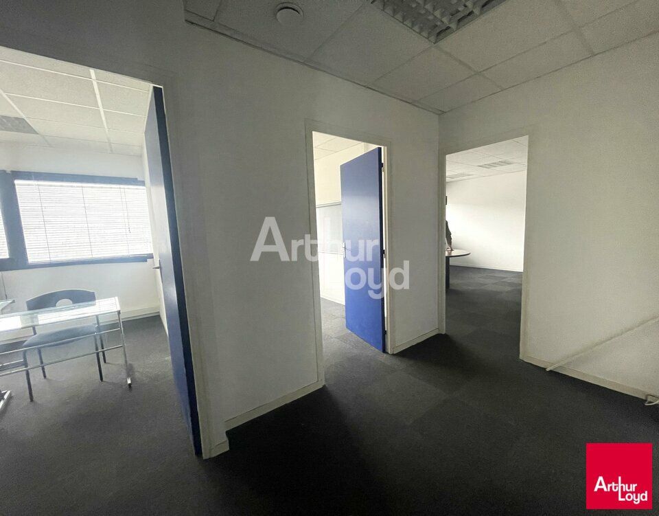 CESSON SEVIGNE - BUREAUX A LOUER - 57 M²