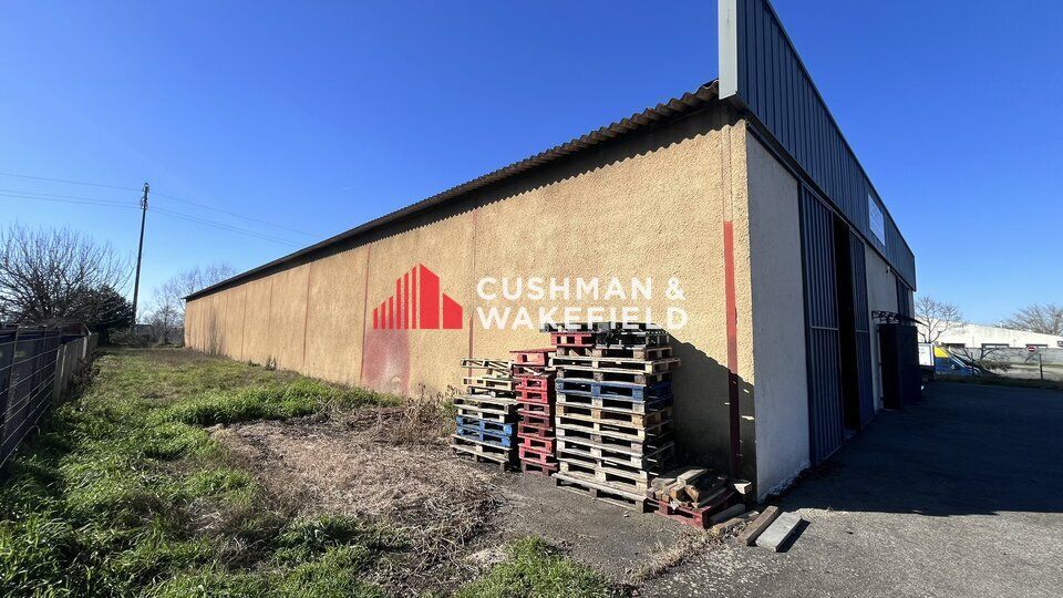 LOCAL D'ACTIVTES A LOUER