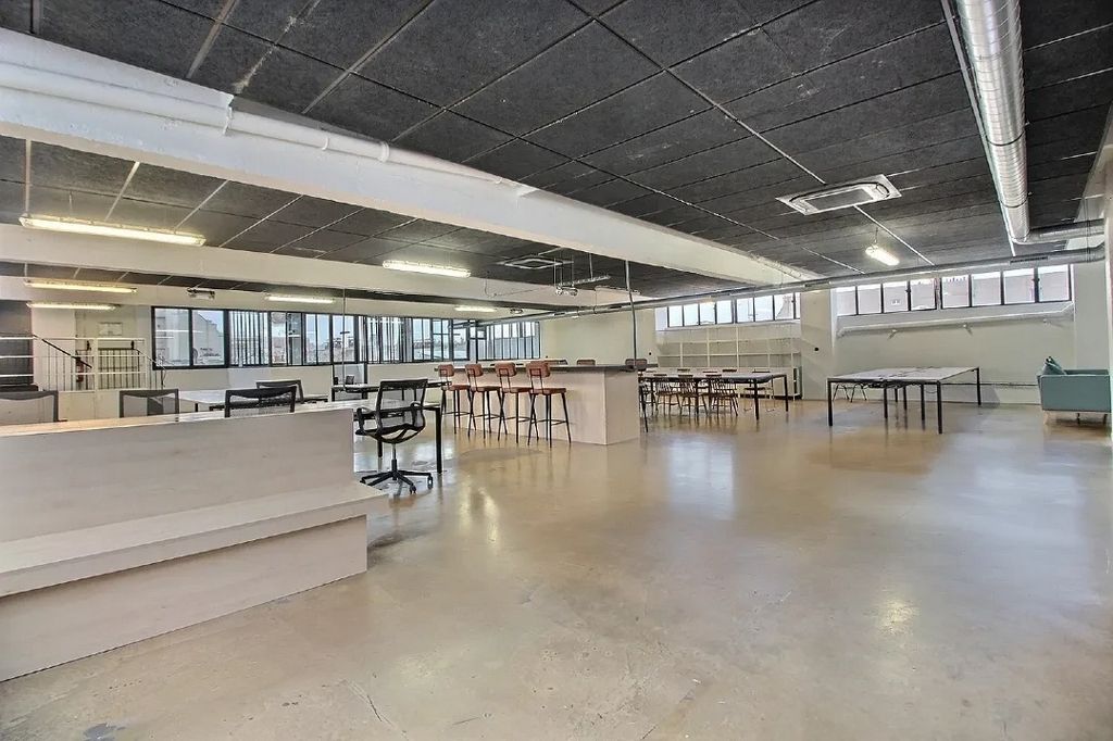 Location bureaux 660 m² divisibles à partir de 320 m²