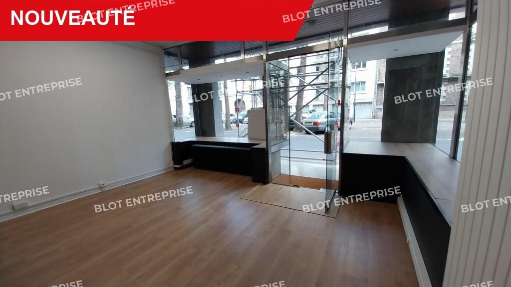 Location bureaux 97 m² non divisibles