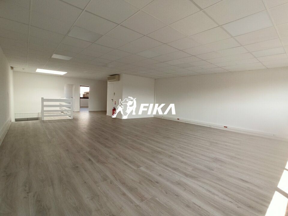 Location bureaux 130 m² non divisibles
