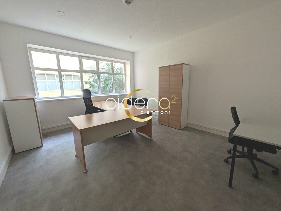 Location bureaux 45 m² divisibles à partir de 20 m²