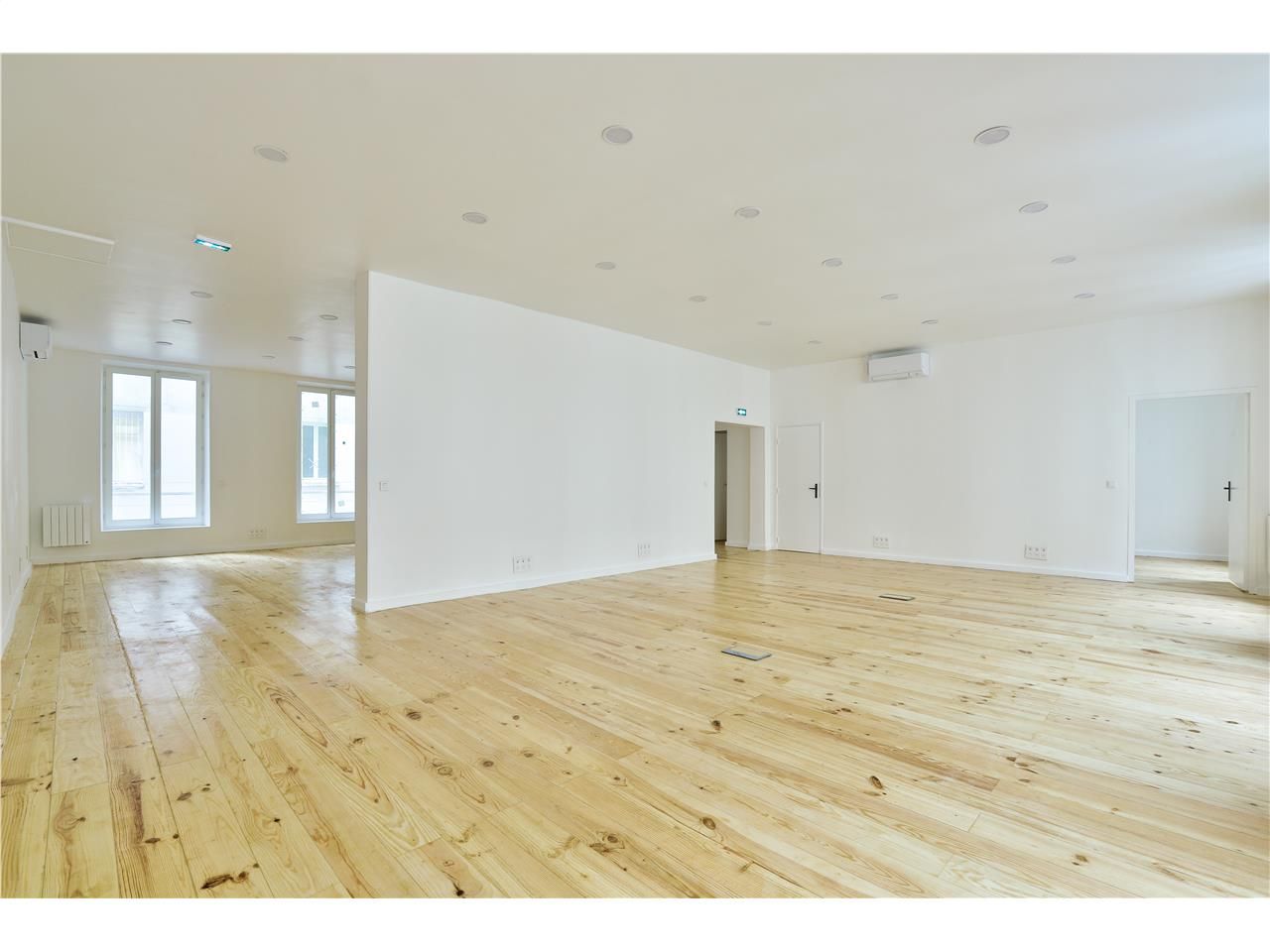 Location Bureaux 179 m² non divisibles