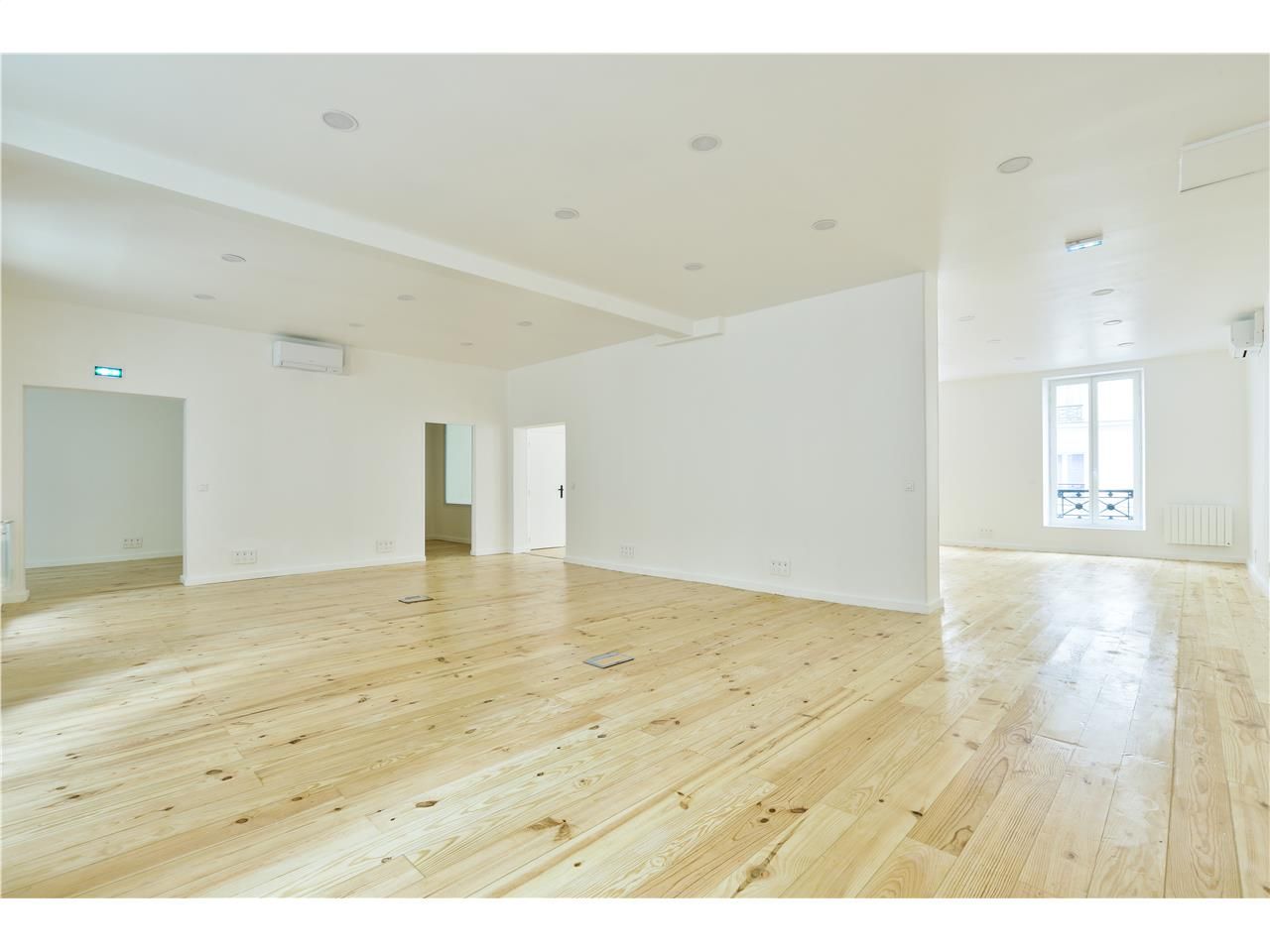 Location bureaux 179 m² non divisibles