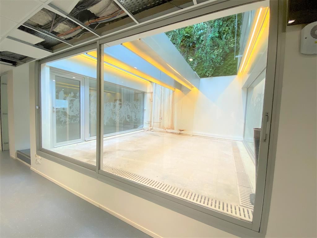 Location Bureaux 288 m² non divisibles