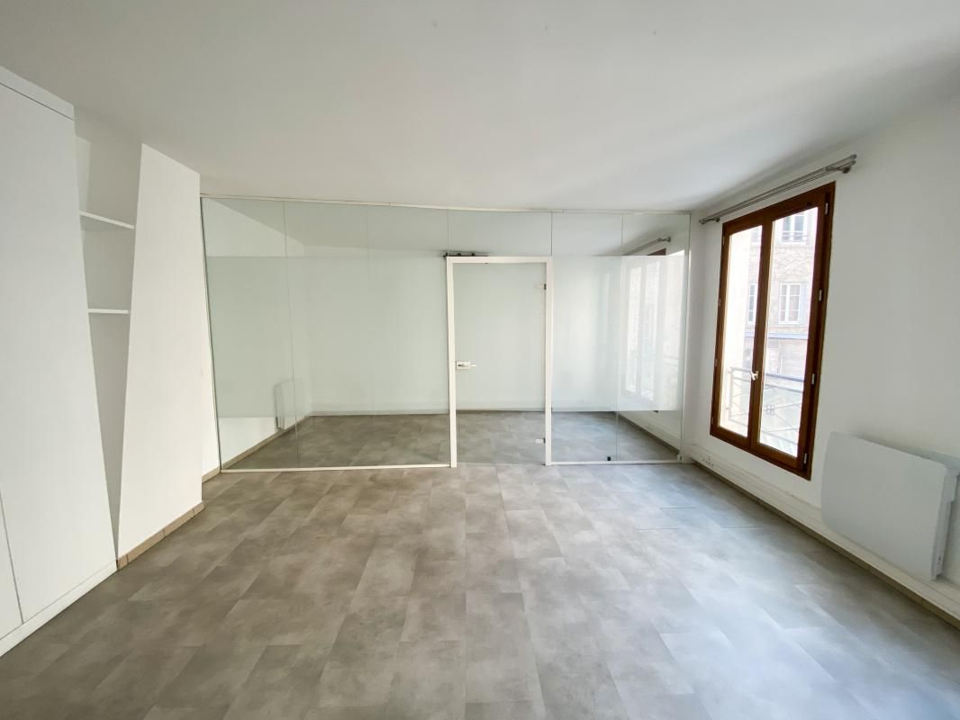 Location Bureaux 61 m² non divisibles