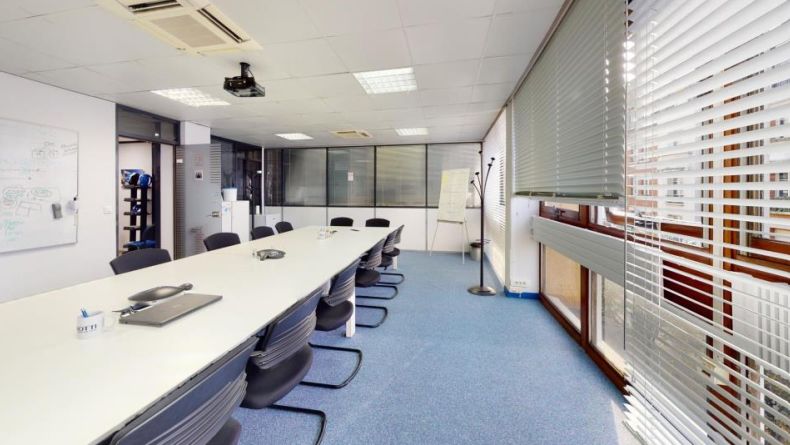 Location bureaux 360 m² non divisibles