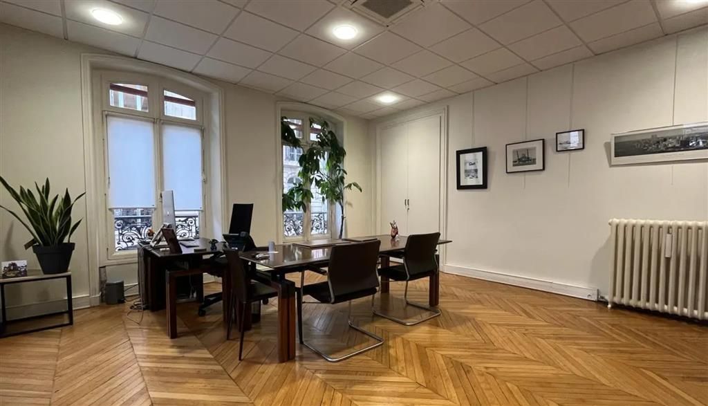 Location bureaux 345 m² non divisibles