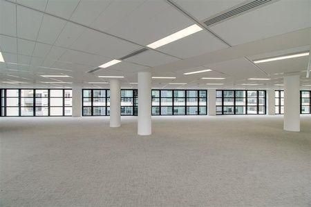 Location bureaux 1055 m² divisibles à partir de 638 m²