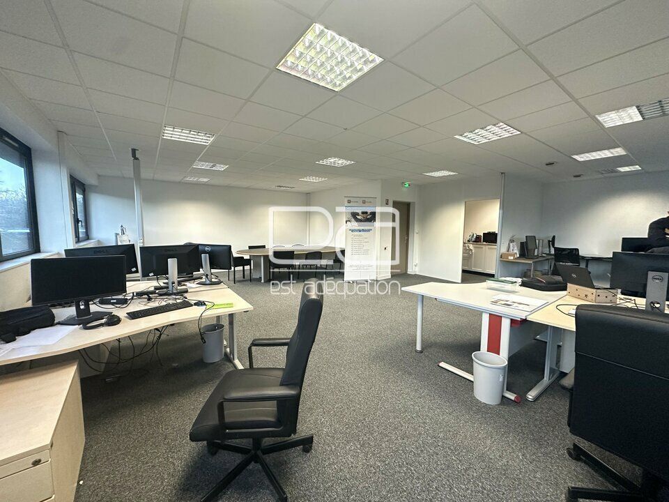 Location bureaux 84 m² non divisibles