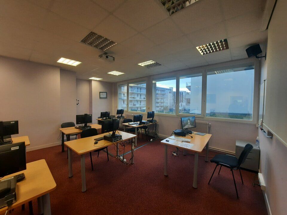 IMMEUBLE ACCESSIBLE PMR - Parking en sous-sol.