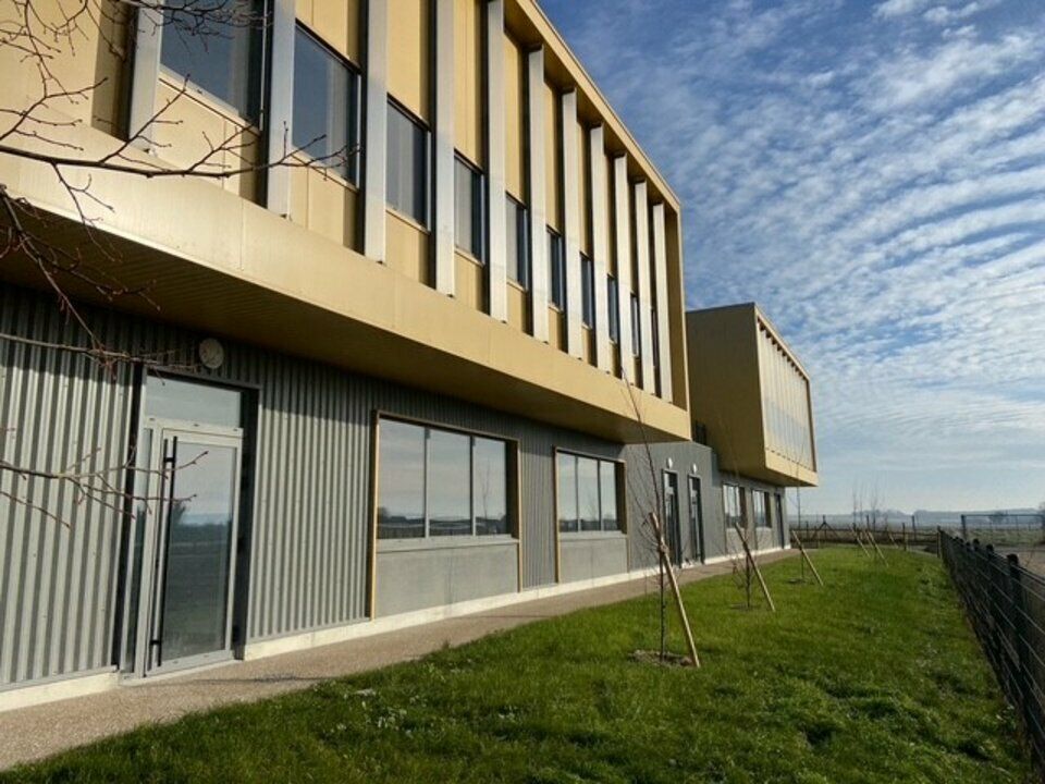 Location parc immobilier Tertiaire Bureaux/ Activités divisibles à partir de 350 m².