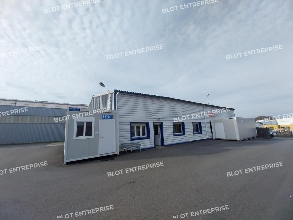 Location entrepôts 380 m² non divisibles