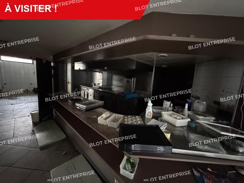 Location local commercial 351 m² non divisibles