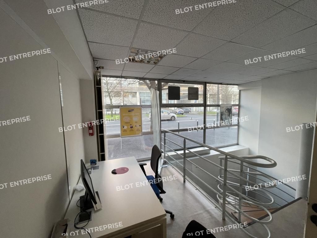 Location bureaux 193 m² non divisibles