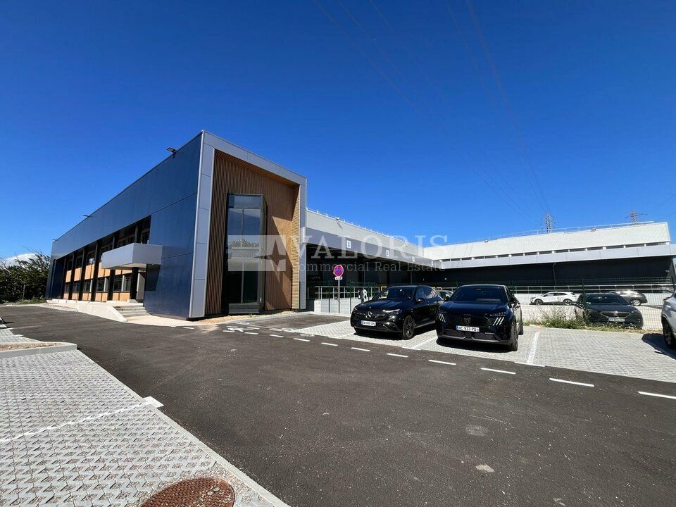 Location entrepot 13386 m² divisibles à partir de 6522 m²
