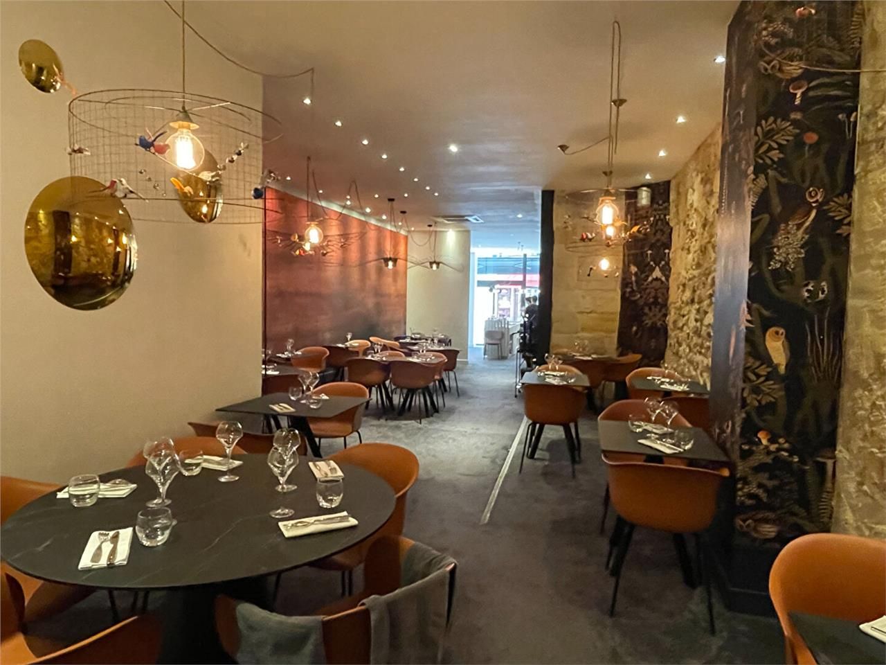 Vente local commercial 200.00 m² à BORDEAUX