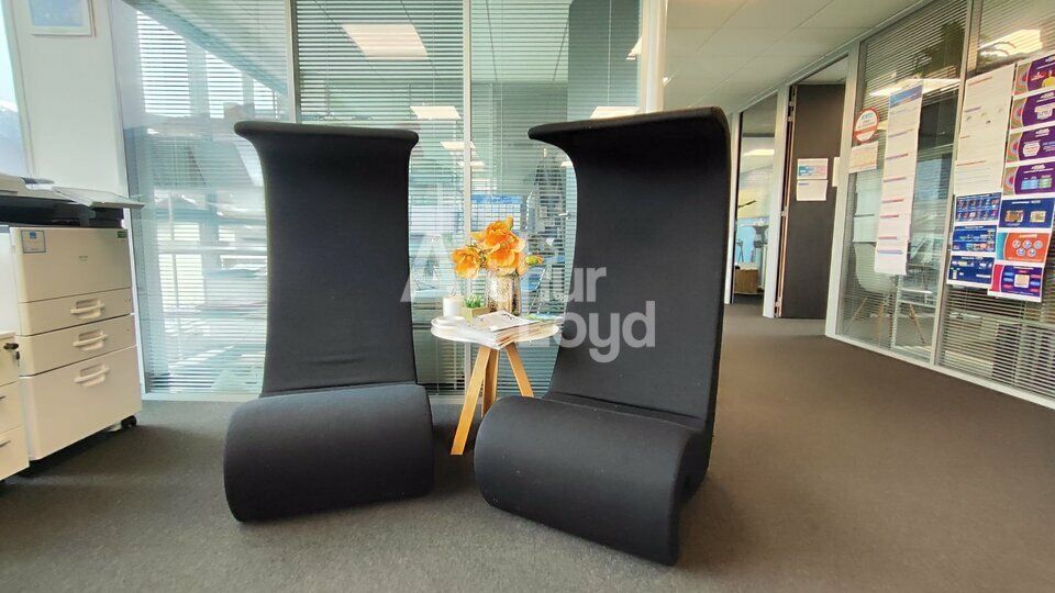 Location bureaux 316.55 m² non divisibles