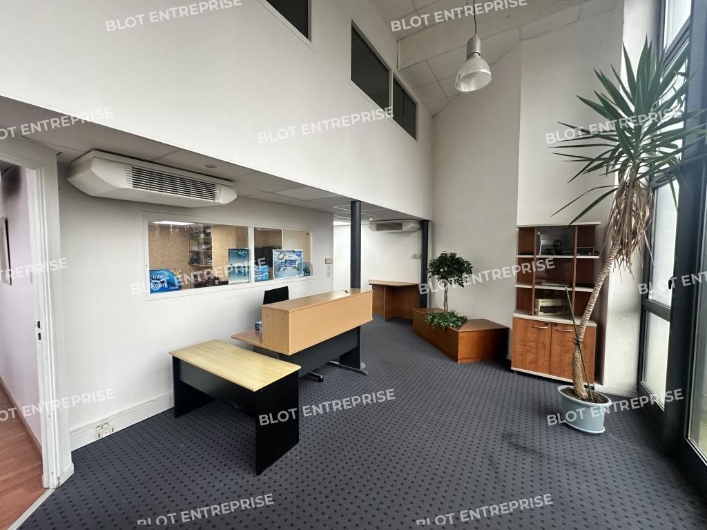 Location bureaux 140 m² non divisibles