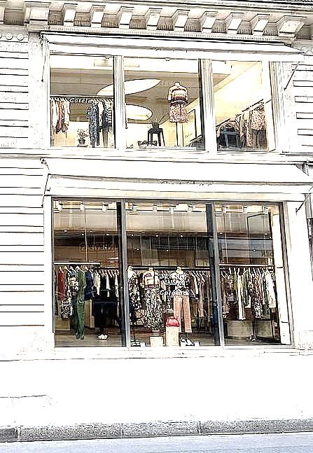 Location boutique 151 m² à Paris
