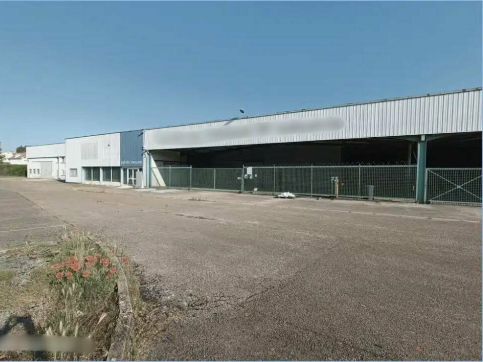 Location local d''activites 3500 m² non divisibles