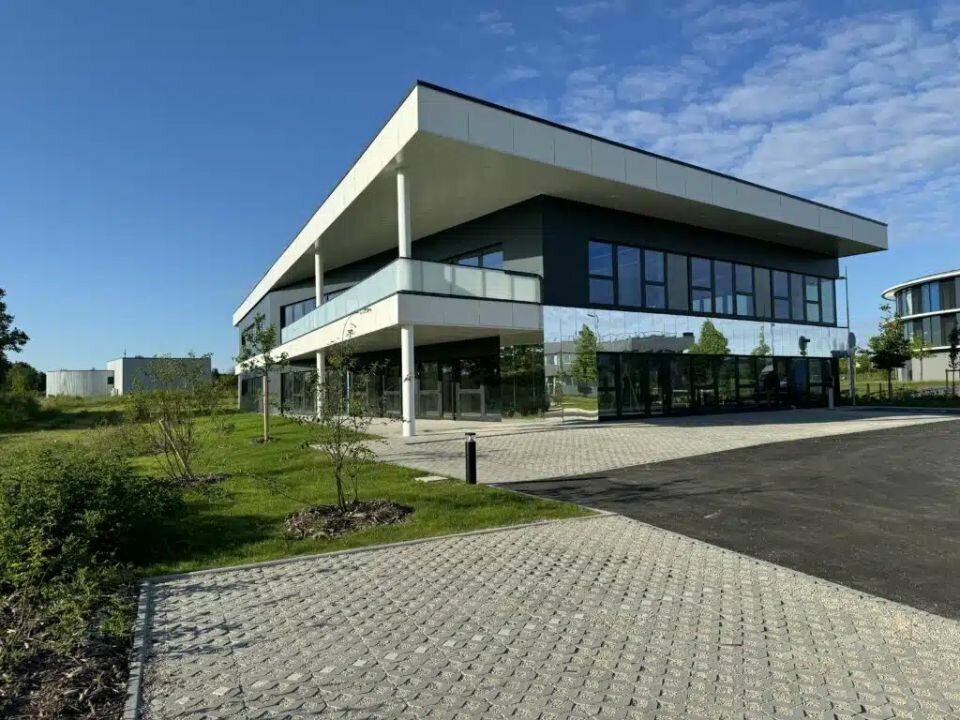 Location bureaux 1203 m² non divisibles