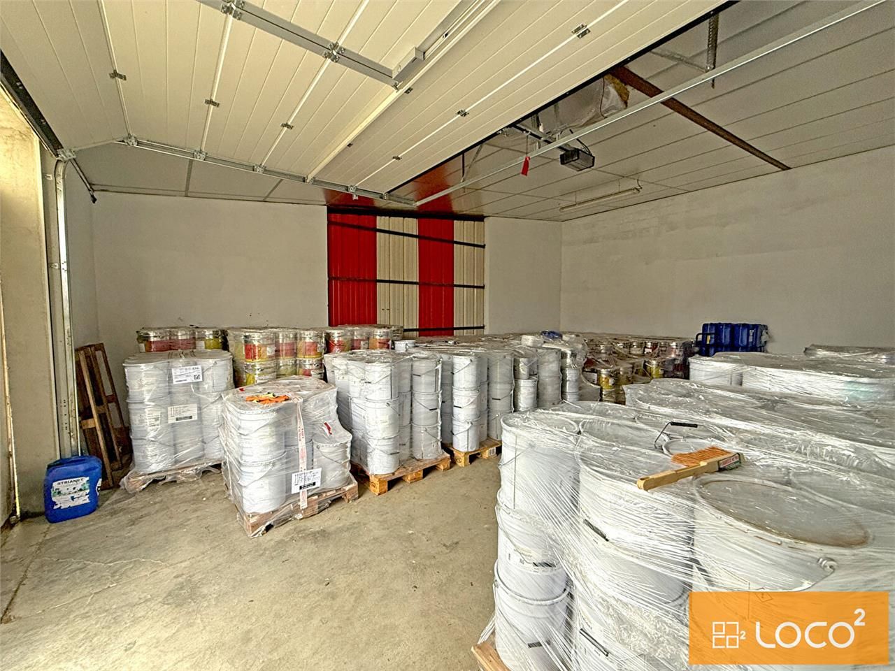 Location local 260.00 m² à MONTRABE