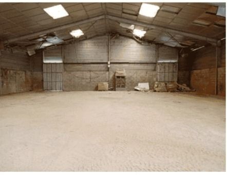 Vente entrepôts 990 m² non divisibles