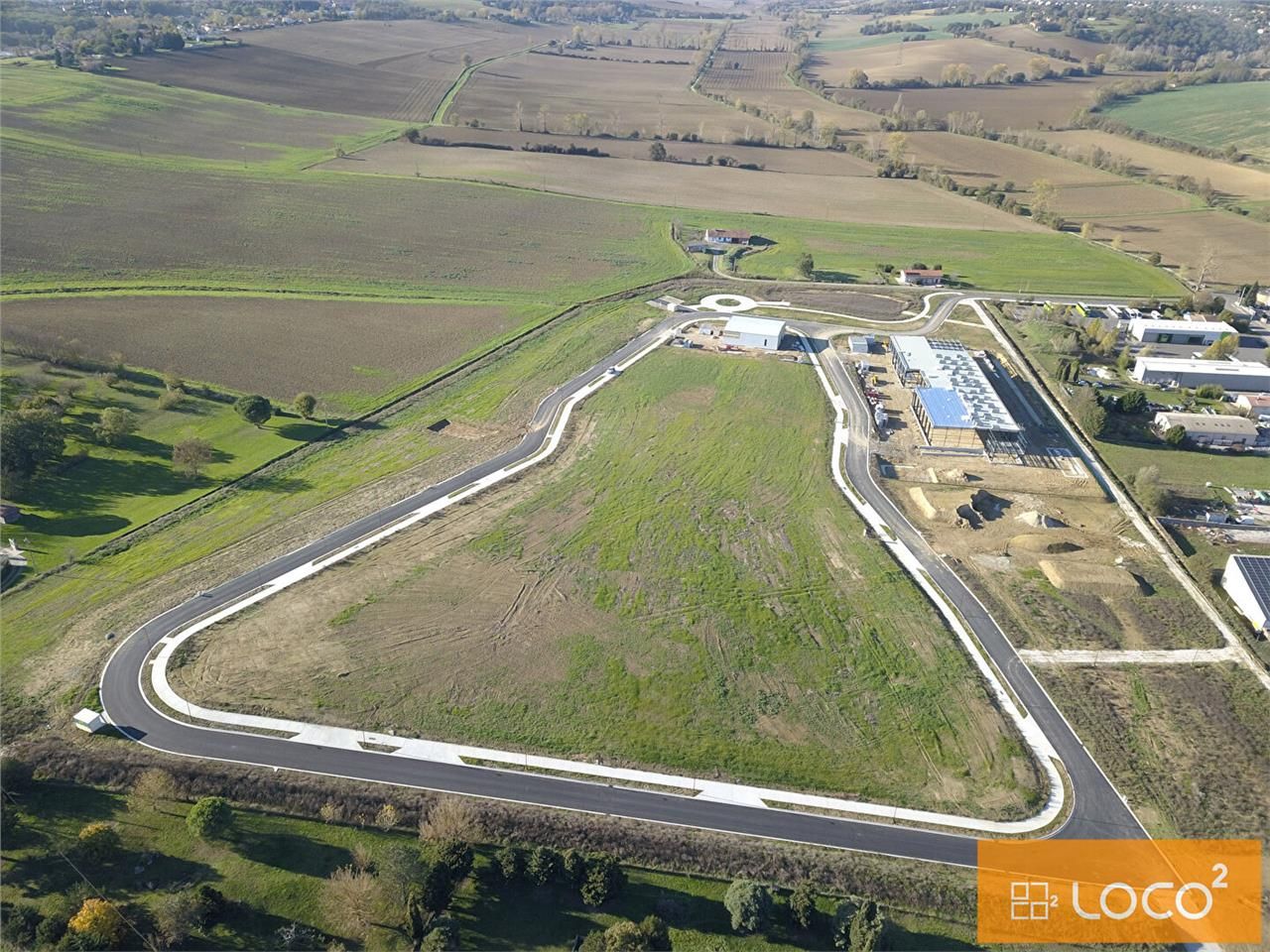 Vente terrain 1836.00 m² à DREMIL LAFAGE