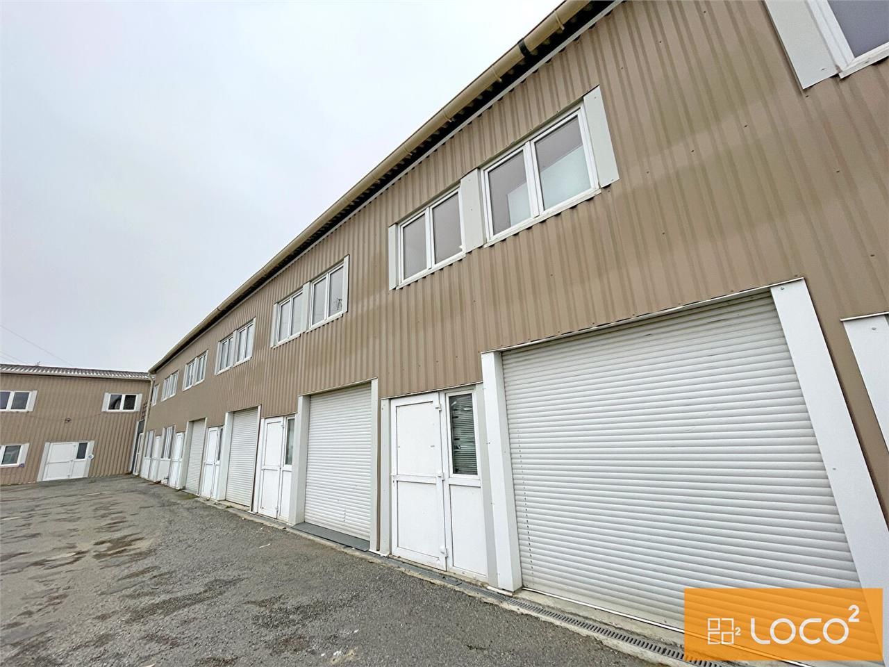 Location local 100.00 m² à SAINT JORY