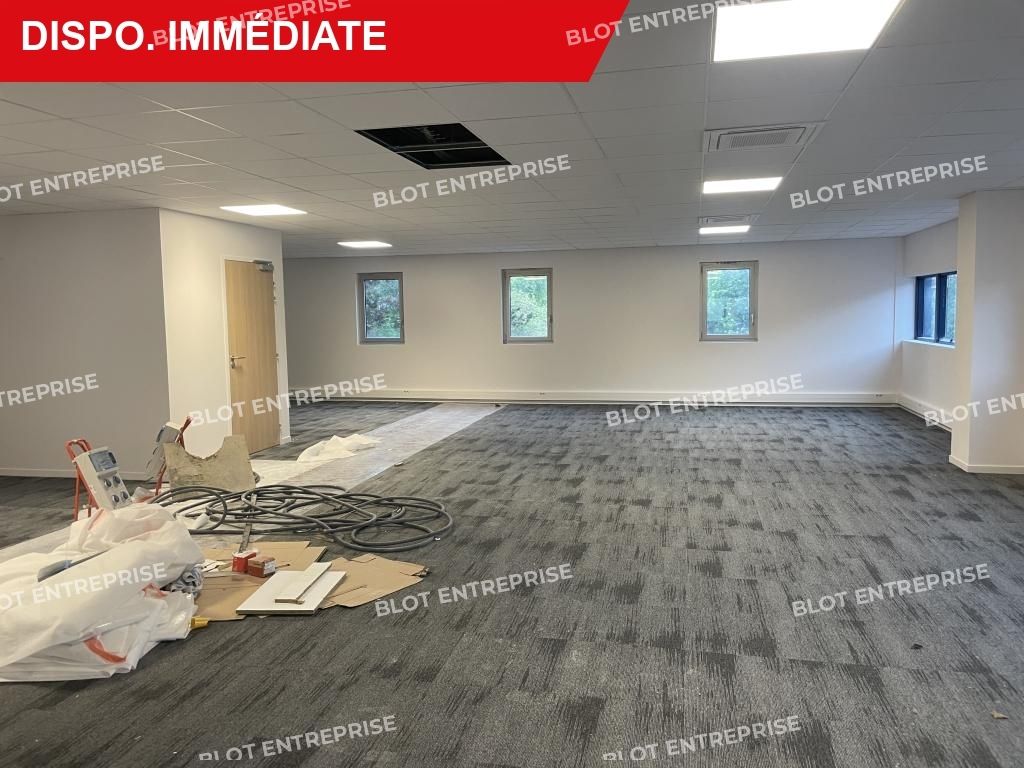 Location bureaux 181 m² non divisibles